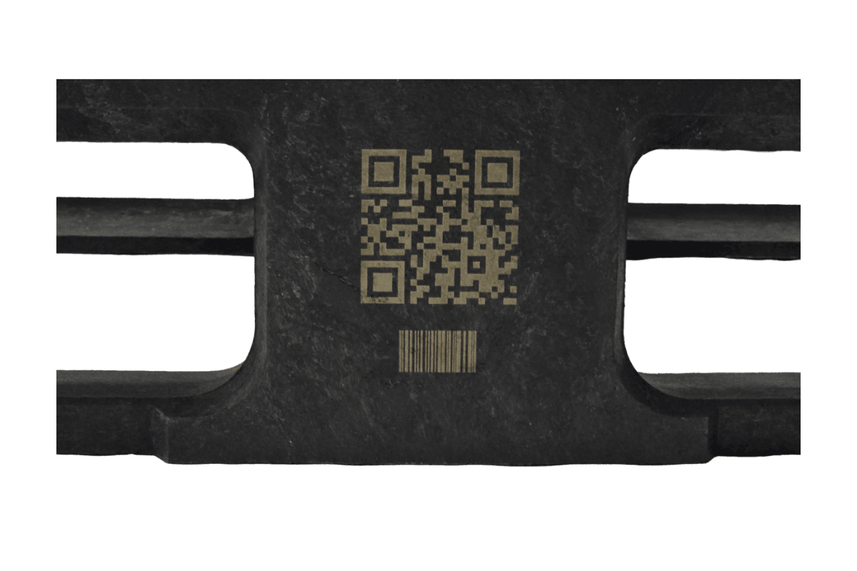 Laser marked QR code on a plastic pallet